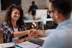 株式会社全盛の時代になぜ有限会社のままにしているところがあるのか?